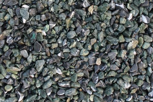Щебень галтованый микс (зеленый-черный) фр.10-20 мм.